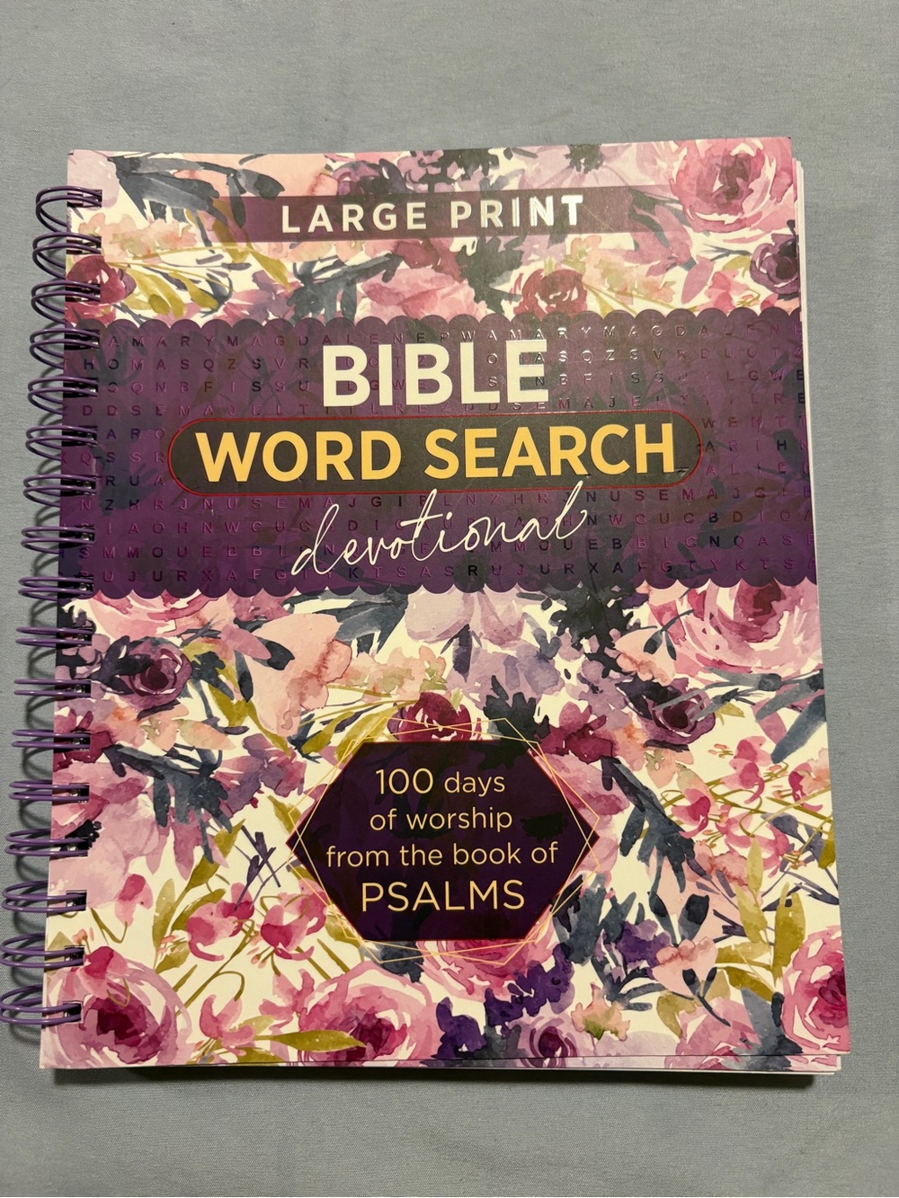 Bible Word Search Devotional - Large Print (Floral Purple & Pink)
